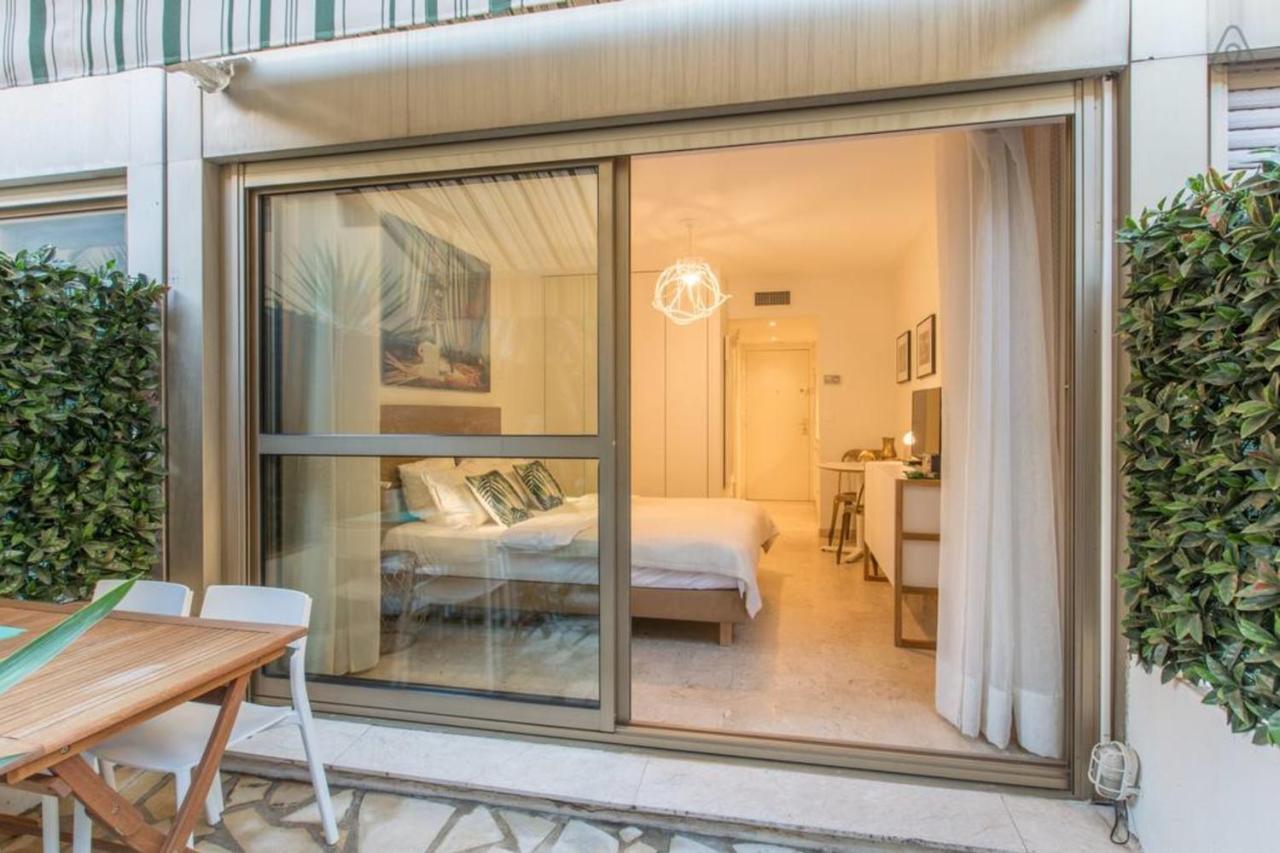 Centre Promenade With Terrace Next To The Sea In The Pedestrian Area Apartment Nisa Exterior foto
