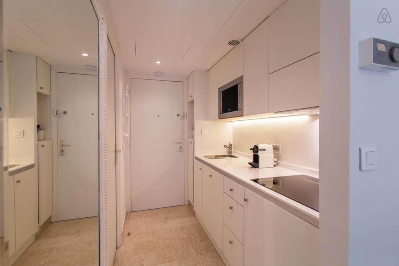 Centre Promenade With Terrace Next To The Sea In The Pedestrian Area Apartment Nisa Exterior foto