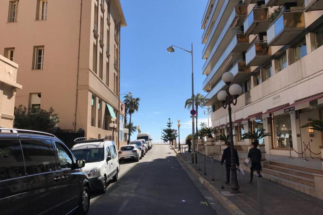 Centre Promenade With Terrace Next To The Sea In The Pedestrian Area Apartment Nisa Exterior foto